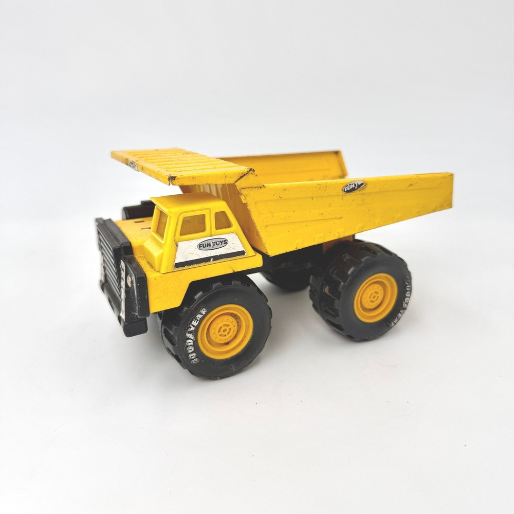 Vintage 1983 REMCO Pressed Steel Dump‎ Truck Yellow Construction Vehicle Korea